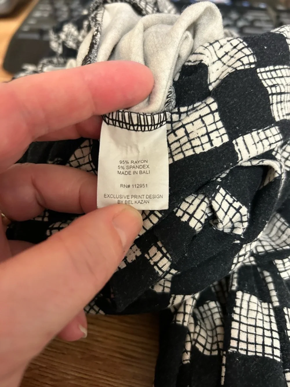 Bel Kazan Anthropologie Soho Ruched Waist Jersey Knit Pants Checkered B&W M - Picture 4 of 7